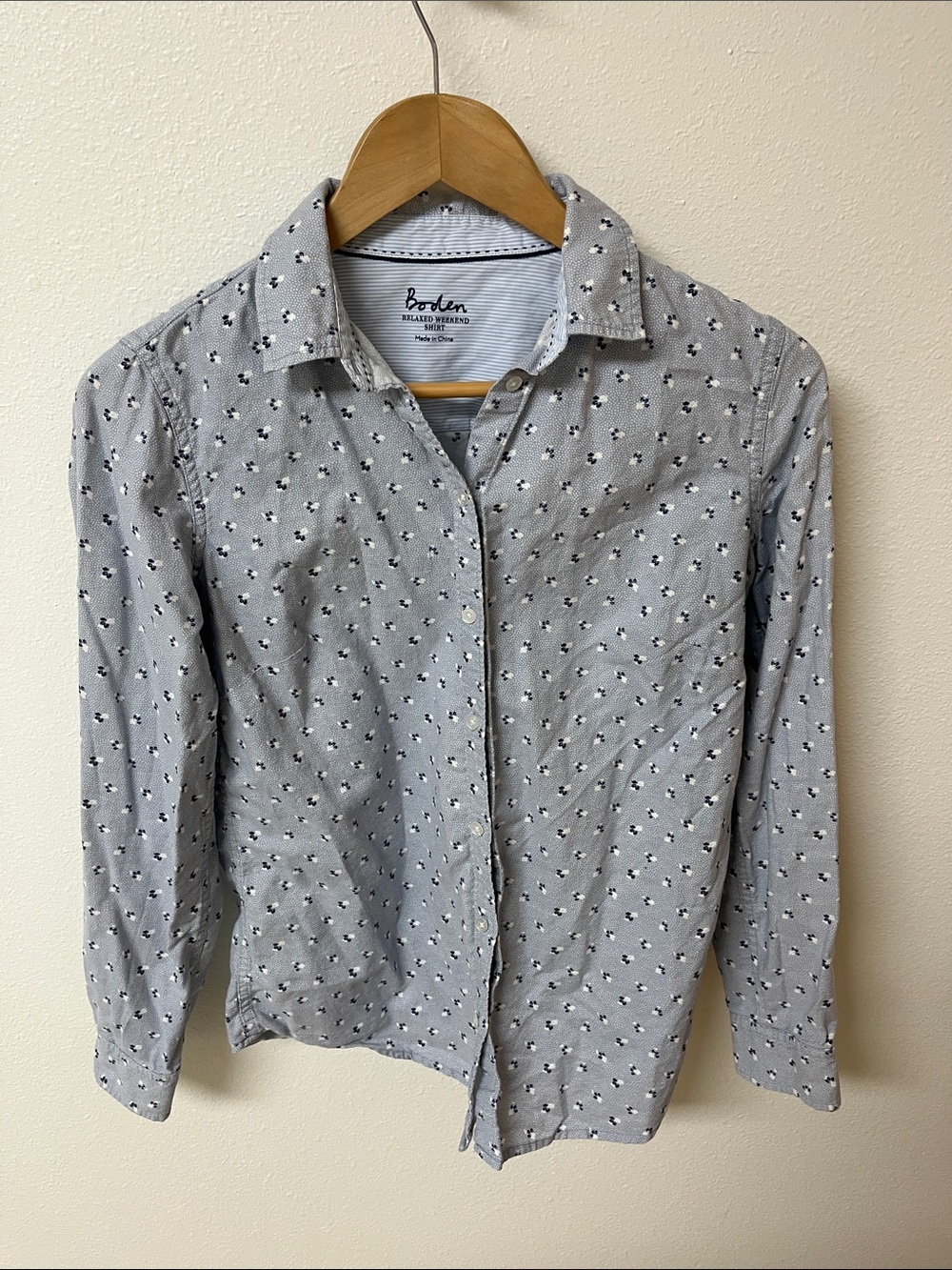 Boden women’s blue floral Patterned Button-Down Shirt size 6